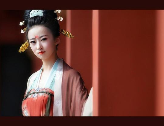 聊聊古代女子究竟怎么穿衣服的