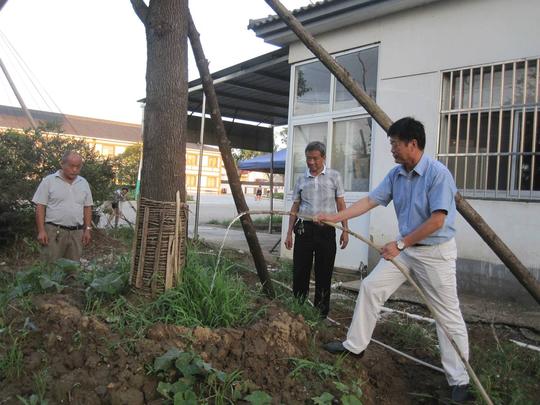 双喜临门！唐陵村党委书记刘树安入选江苏省农村基层党建工作突出贡献奖！戴庄村大学生村官汪厚俊获得省级创业大赛二等奖！