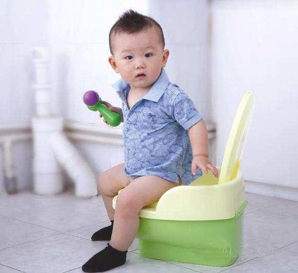 什么时候可以训练幼儿上厕所