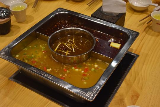 260元大夏天吃一顿火锅没热死，3个月这家店净赚60万