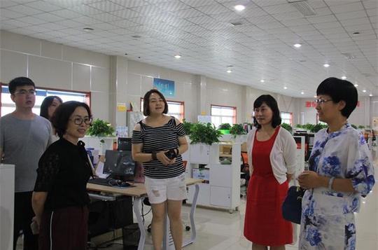铜川市妇联到铜川市大学生创业孵化园开展女性创业创新调研
