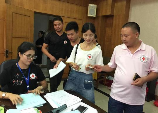 菜贩、农民、大学生……瑞安28人同时签下器官捐献书，感动无数人