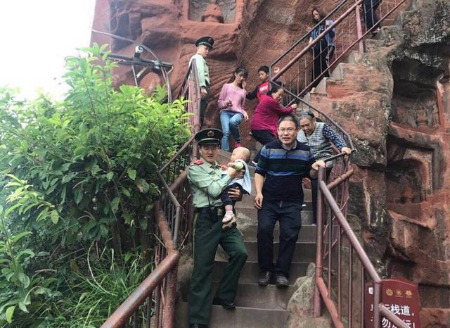 国庆节拍宝宝照片怎么拍最好看 国庆节拍宝宝照片怎么拍最好看