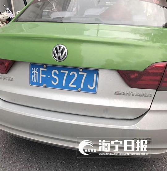装着2万现金的行李落在出租车上海宁的哥这样做……