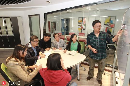 青年创客遨游大数据海洋镜头解密他们不为人知的创业故事