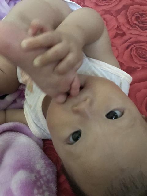 宝宝拉肚子就给他吃益生菌好不好