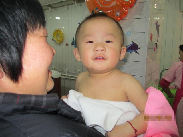 孩子该不该给老人带