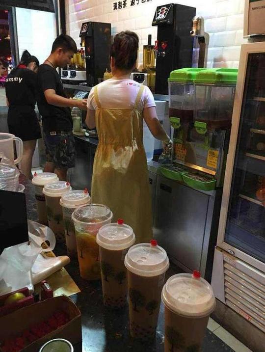 奶茶加盟是不是省心？不为人知三大内幕，看着心寒！