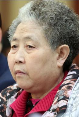 中国最有钱的5个女人，靠着自己努力，各个身价都过百亿！