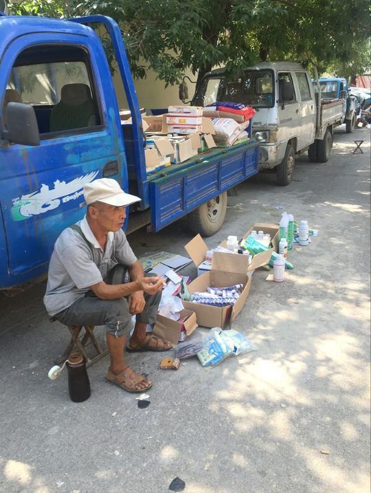 农村大集上的怪现象，都是老人买卖，生意冷清不到十点就收摊了