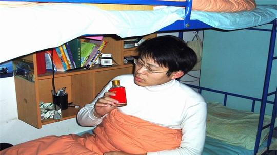 拆迁暴富第三者挤走前妻，一夜返贫新妻蒸发，我抱着前妻痛哭流涕