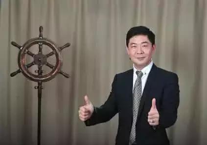 他辞掉工作，变卖妻子首饰，2000元创业，却卖蚊香赚到手软！