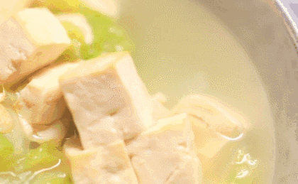 大白菜炖豆腐简直比大虾还鲜，清欲寡欢！