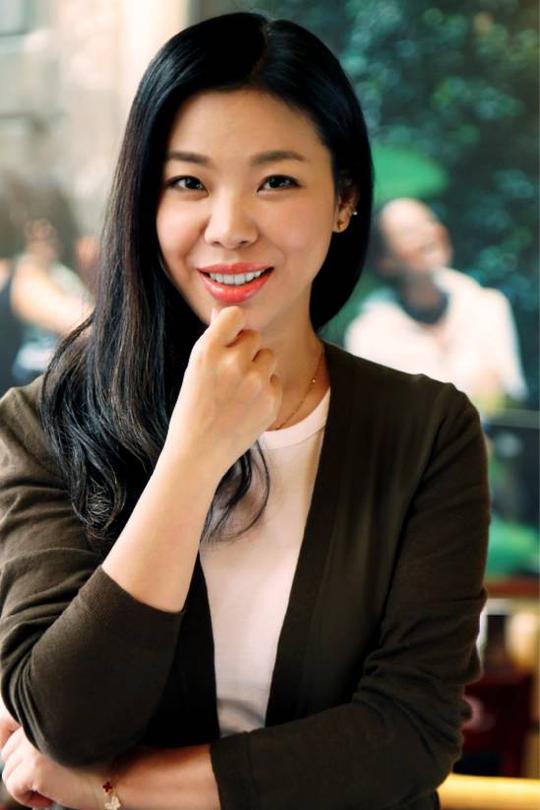 学霸都创不好业？no！这个美女博士创办了一家市值上百亿的公司！