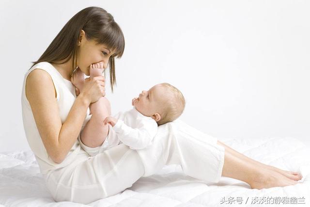 给孩子吃母乳说说朋友圈 给孩子吃母乳说说朋友圈