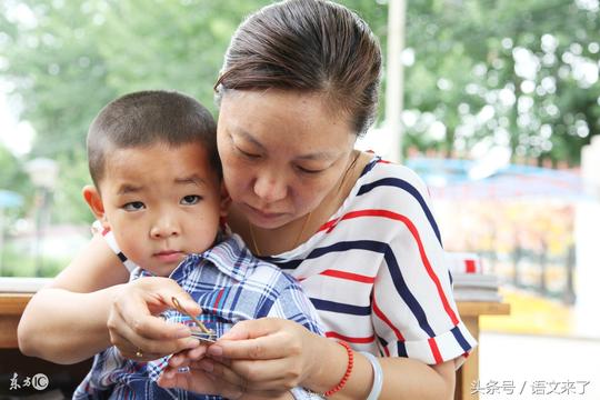 小学二年级的孩子如何写作文？