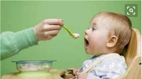 给孩子喂饭有什么危害 给孩子喂饭有什么危害