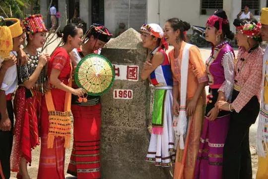 云南以前繁荣胜香港，盘点云南那些被称为“小香港”的地方！