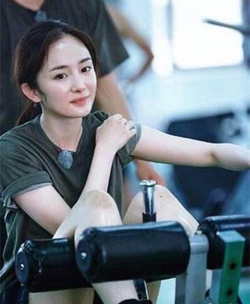 杨幂销魂表情图片