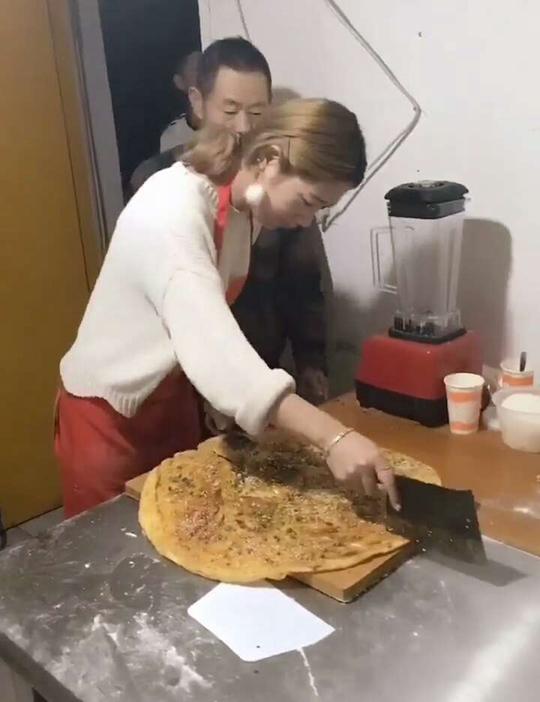 日收入在千元以上的街边小吃，你喜欢哪一个？