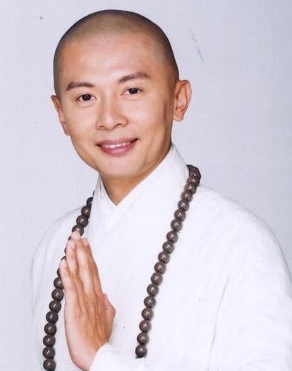 帅过古天乐、身价百亿，却一夜输掉一亿，因看透娱乐圈，出家为僧