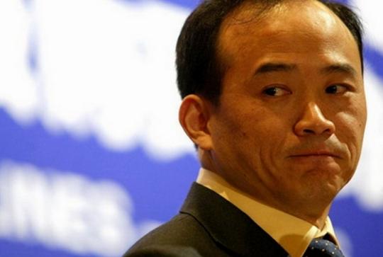 他曾经是湖北的富豪那时候的雷军都没他有钱出狱后身价又过百亿