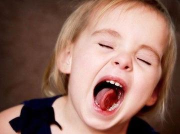 做鬼脸可爱吓人表情包