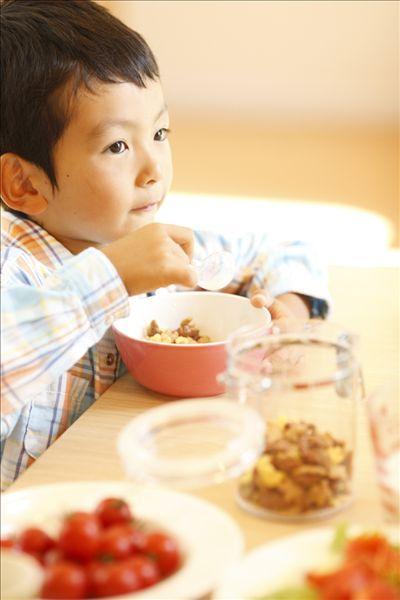 孩子不爱吃早餐怎么办