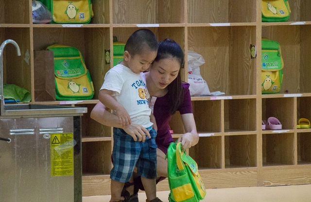 怎么知道幼儿园老师对孩子好不好