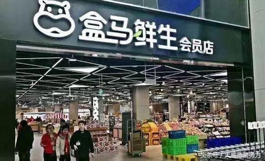 阿里、京东、苏宁都推出了新零售革命，电商大佬们在布局什么呢？