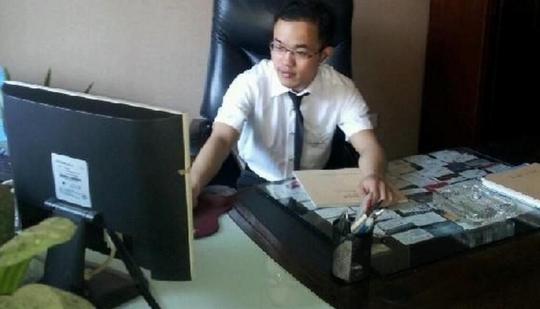 学霸男子，曾因一事赌气高考交白卷，如今自己创业开公司当老板