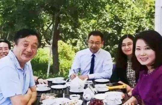 他44岁失业、离婚后开始创业,而今成为最大的科技公司