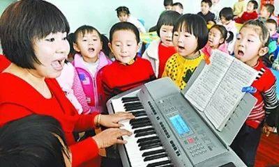 幼儿园虐童事件频发，如何为孩子筑起安全屏障？