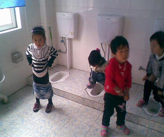 孩子不会上厕所怎么教
