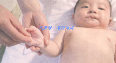 给宝宝做抚触的基本手法图