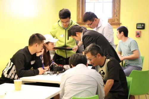 侨报求职创业俱乐部腾讯众创空间举办创业沙龙
