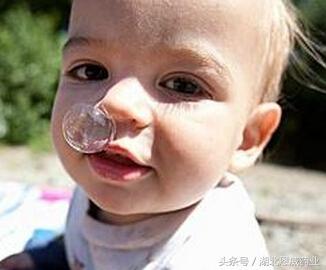 冬季面对宝宝感冒鼻塞