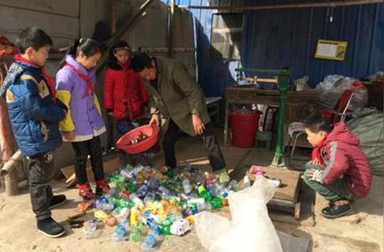 农村娃小时候没钱买零食，大都通过这5种途径挣钱，你中了几条？