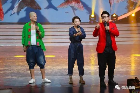 这么晚了，就知道你在等cctv这台精彩的演出！