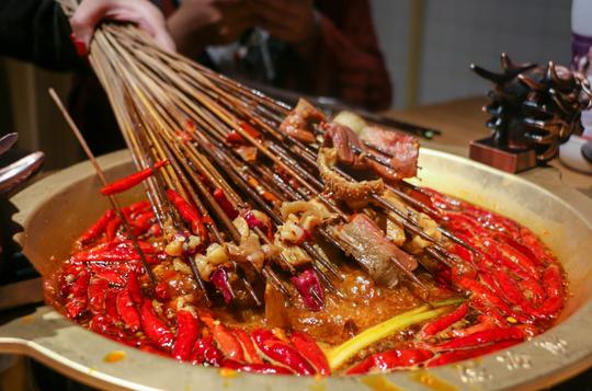 「三星美食推荐榜」“再远都值得去”的成都美食！