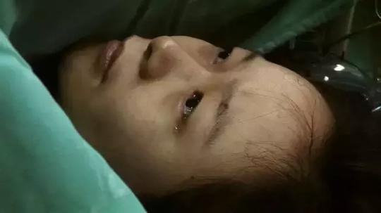 纪录片导演陈为军从500多小时的素材，剪出一部电影版的《生门》