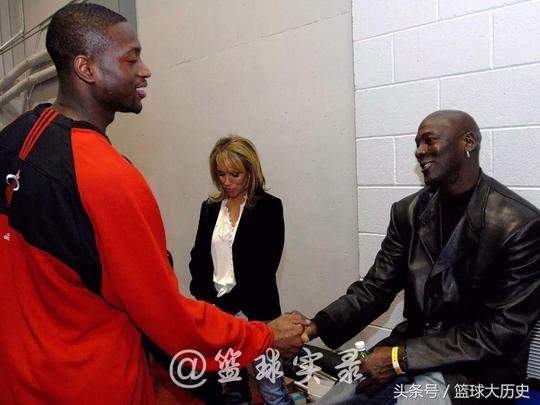 退役球衣还能穿，奥尼尔穿科比8号，盘点nba十大冷门事！