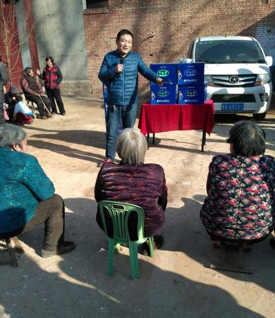 农村防不胜防的骗术，花一分钱金戒指免费送，农民被骗有苦说不出