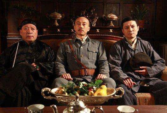 上海滩黑帮大亨，青帮辈分最高，杜月笙让他三分