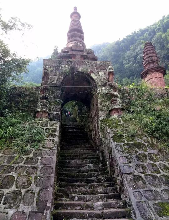 决定了！春节绝不去挨挤，找四川偏门、人少、景好的地方慢慢逛