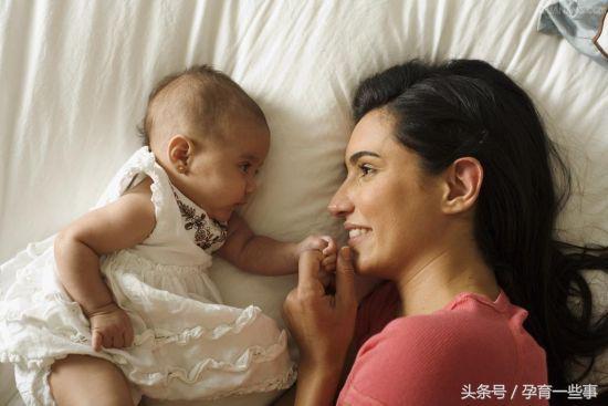 产后乳房胀痛是怎么回事