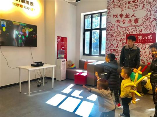 小小的年纪大大的科技梦——记蒜泥乐博“创享汇”