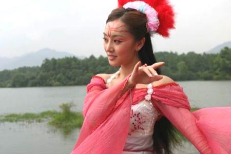 《欢天喜地七仙女》只捧红两位仙女，她们嫁人、过气、消失好可惜