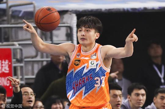 姚明亲历五棵松送别上海男篮他们这个赛季太不容易了！