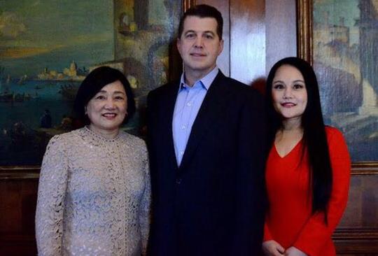 加州有望出现首位华人州长和华人女婿副州长